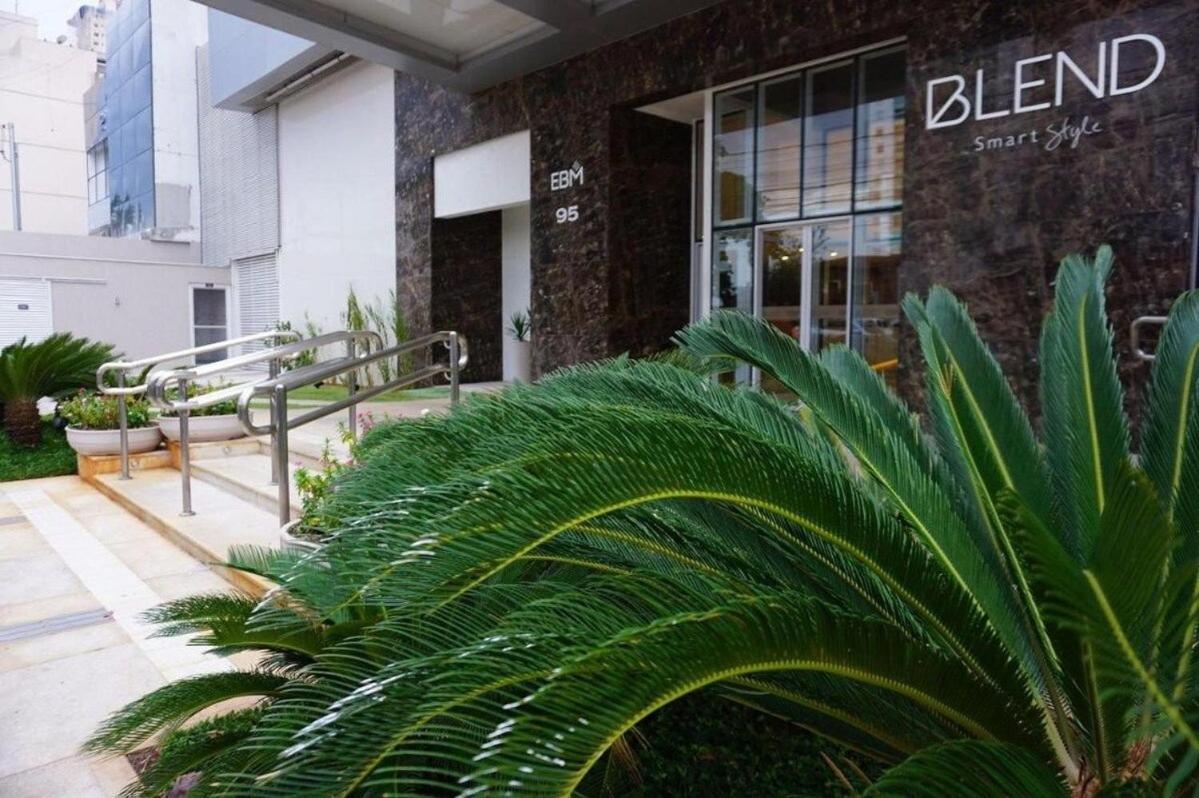 Suite Luxuosa Com Cozinha Blend Smart 1356 Goiania Bagian luar foto